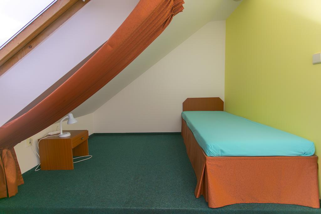 פראג Hotel U Sladku מראה חיצוני תמונה
