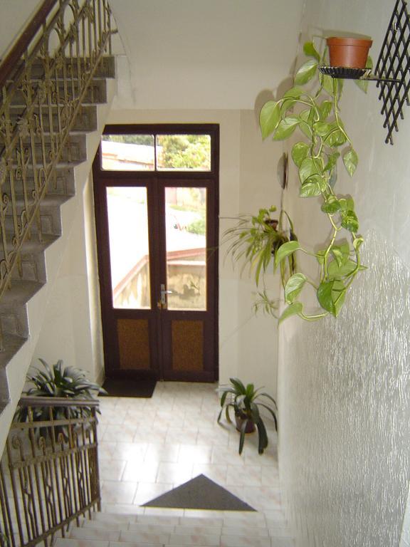 פראג Hotel U Sladku מראה חיצוני תמונה