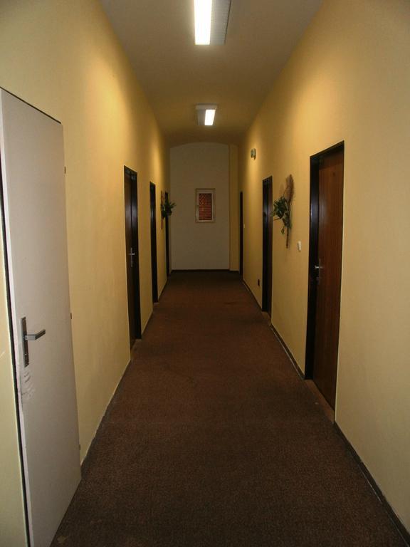 פראג Hotel U Sladku מראה חיצוני תמונה