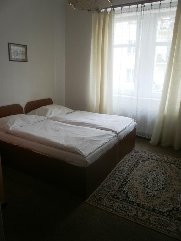 פראג Hotel U Sladku חדר תמונה