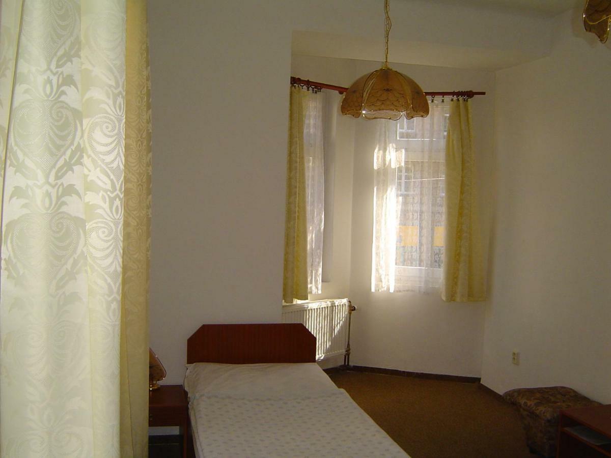 פראג Hotel U Sladku מראה חיצוני תמונה